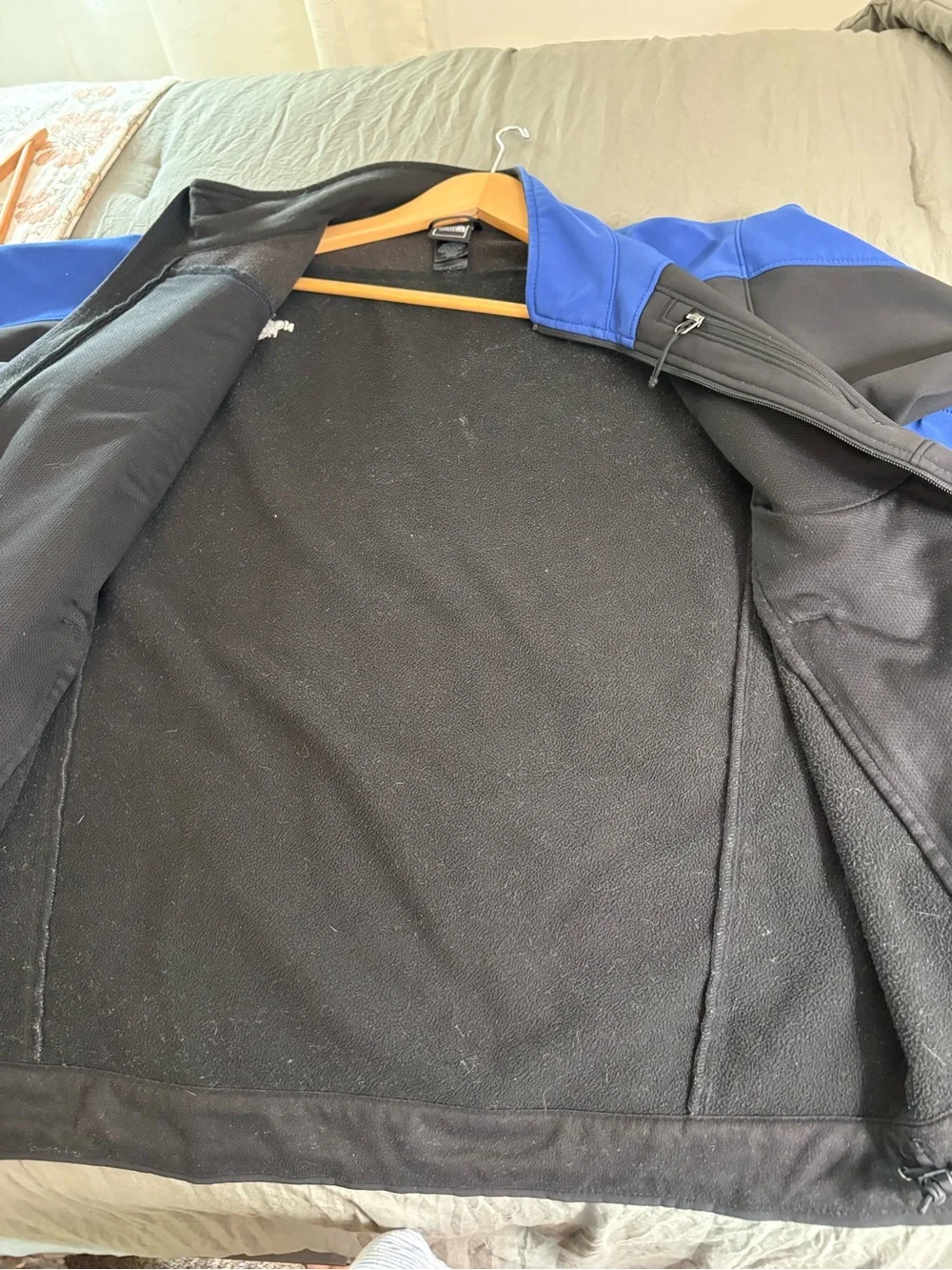 The North Face  Apex Bionic Softshell Jacket. Size Large.